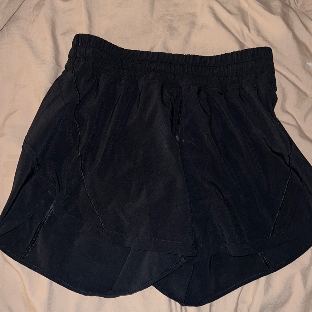 Lululemon track that shorts